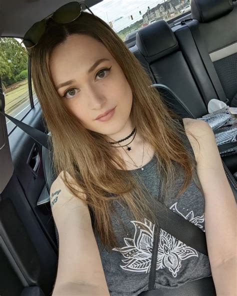 I hope you like girls with a little surprise : u/MichelleAlter .